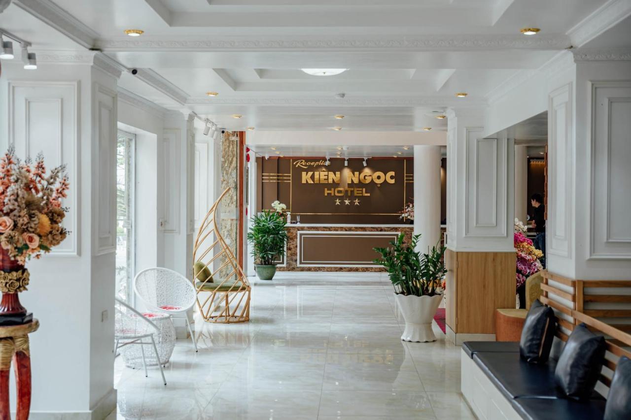 Khach San Kien Ngoc Hotell Dong Khe Sau Exteriör bild