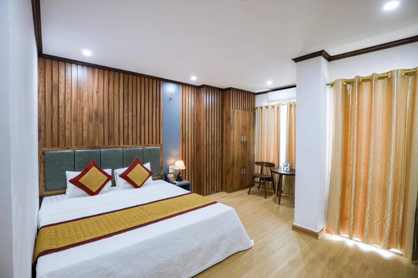 Khach San Kien Ngoc Hotell Dong Khe Sau Exteriör bild