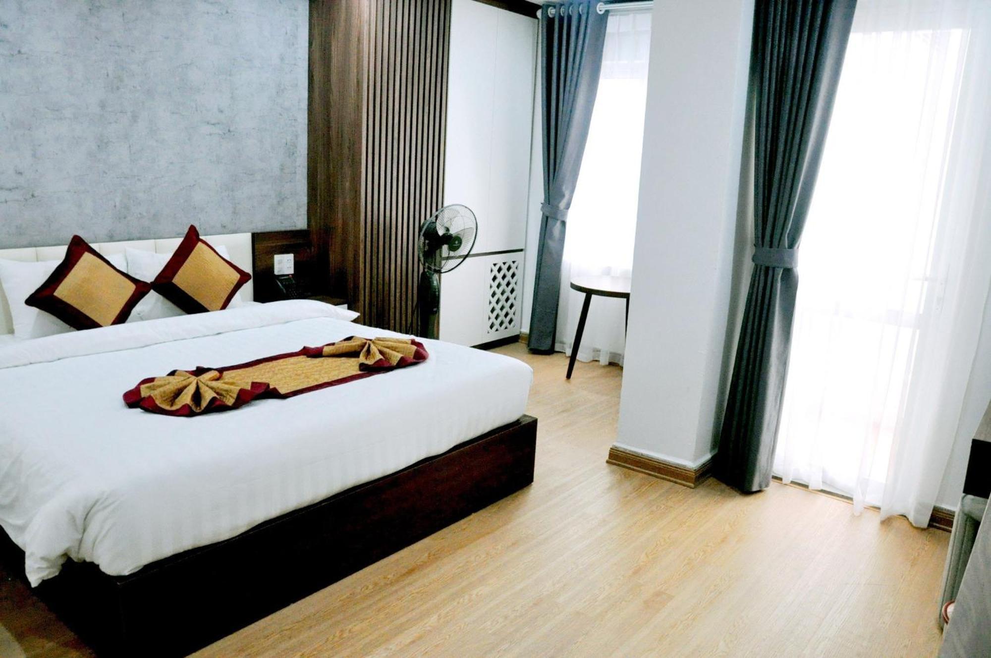 Khach San Kien Ngoc Hotell Dong Khe Sau Exteriör bild